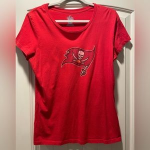 Tampa Bay Buccaneers Ladies XL Blouse, Majestic NFL Red Shirt.